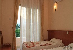 img_9219-jpg_s_1974