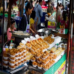 Бангкок говорит «нет» уличной еде